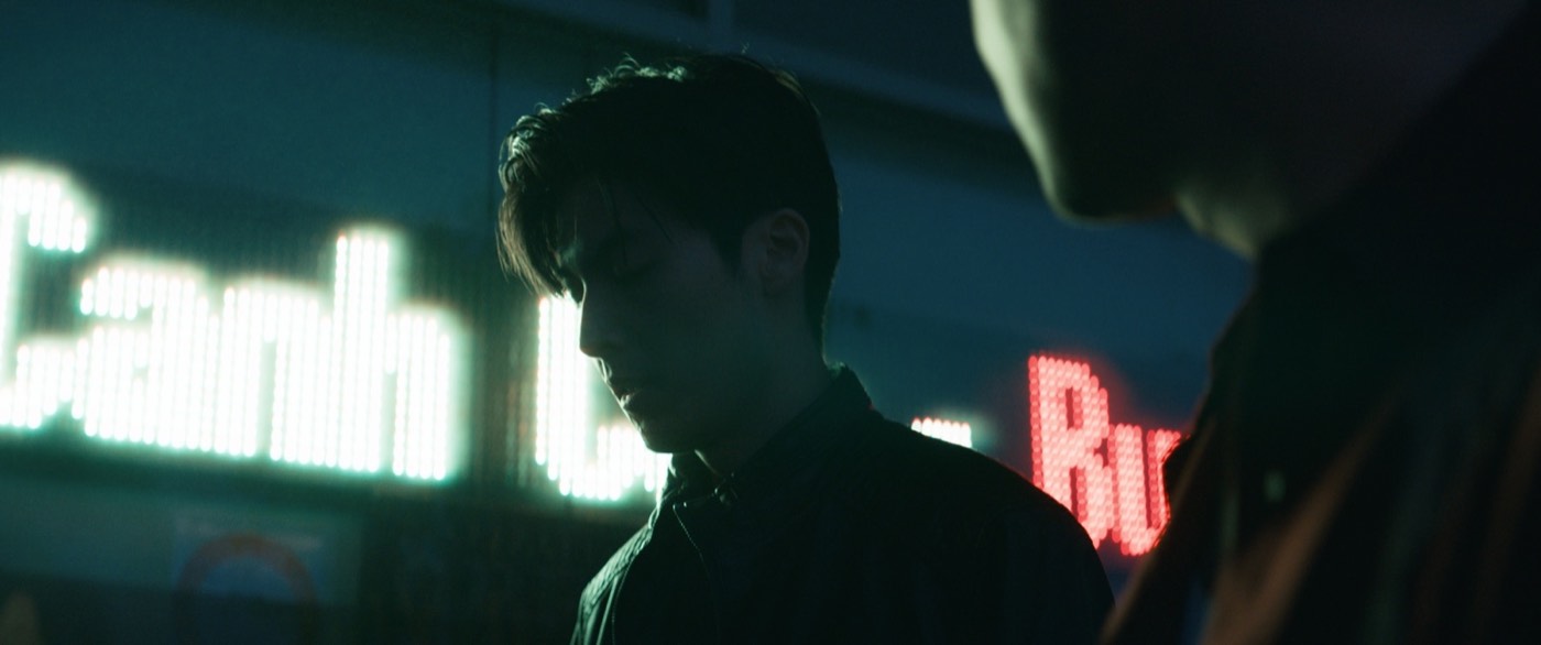 Mingling cinematography still 13 of 17